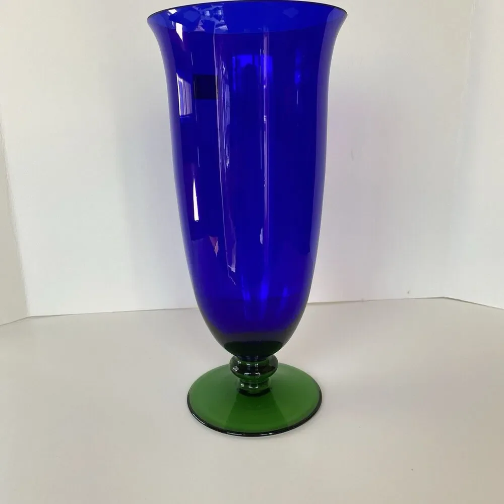 Madison Avenue cobalt blue crystal glass vase with green pedestal made in Czech